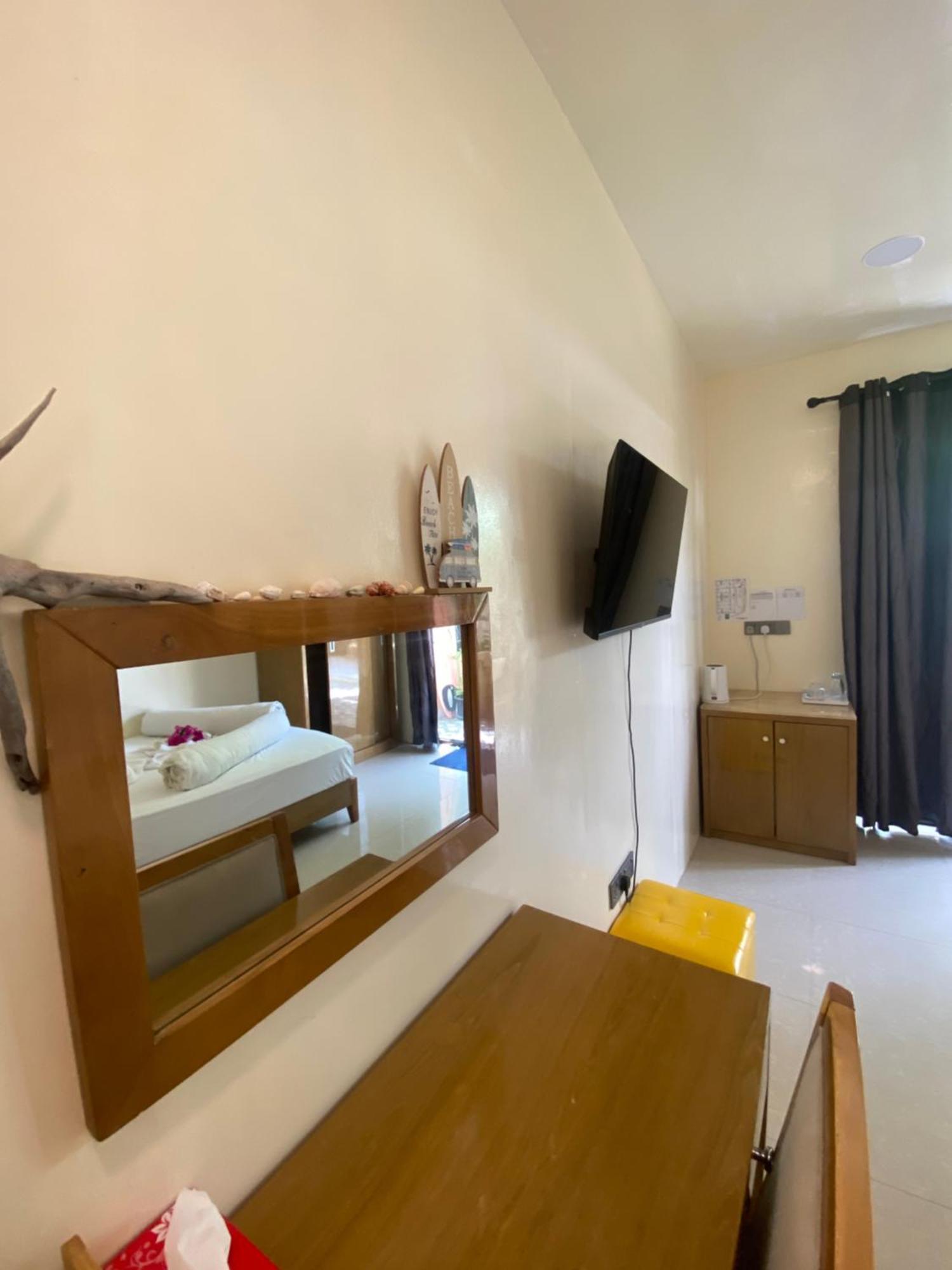 Maavaharu Guest House Himmafushi Eksteriør billede